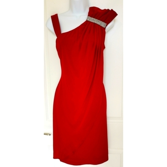Host PICK NWT festive Cleo red dress crystal  size 6 - Picture 2 of 13